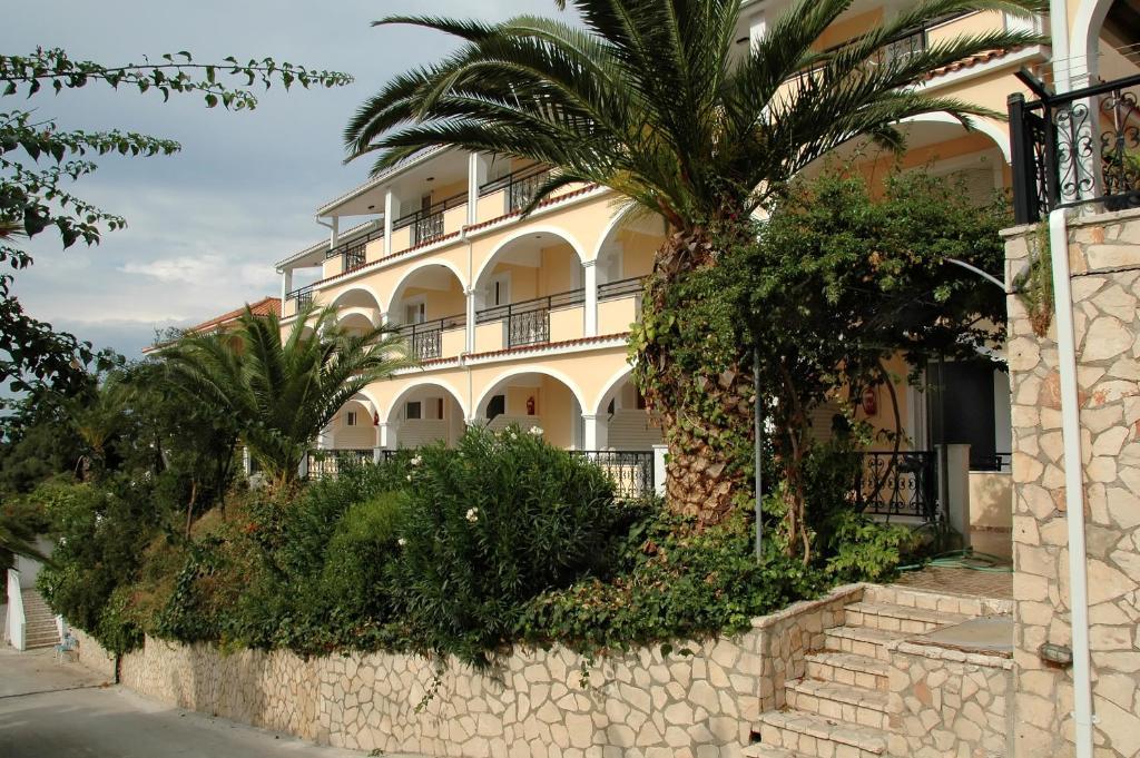 Ξενοδοχείο με διαμερίσματα Zante Palace 3*