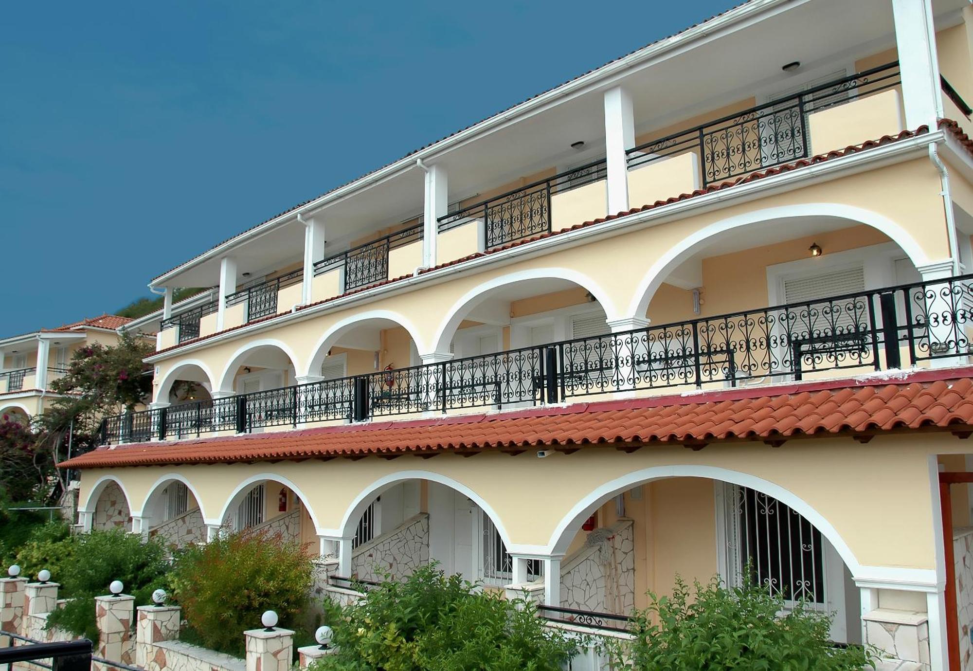 Zante Palace טסיליבי
