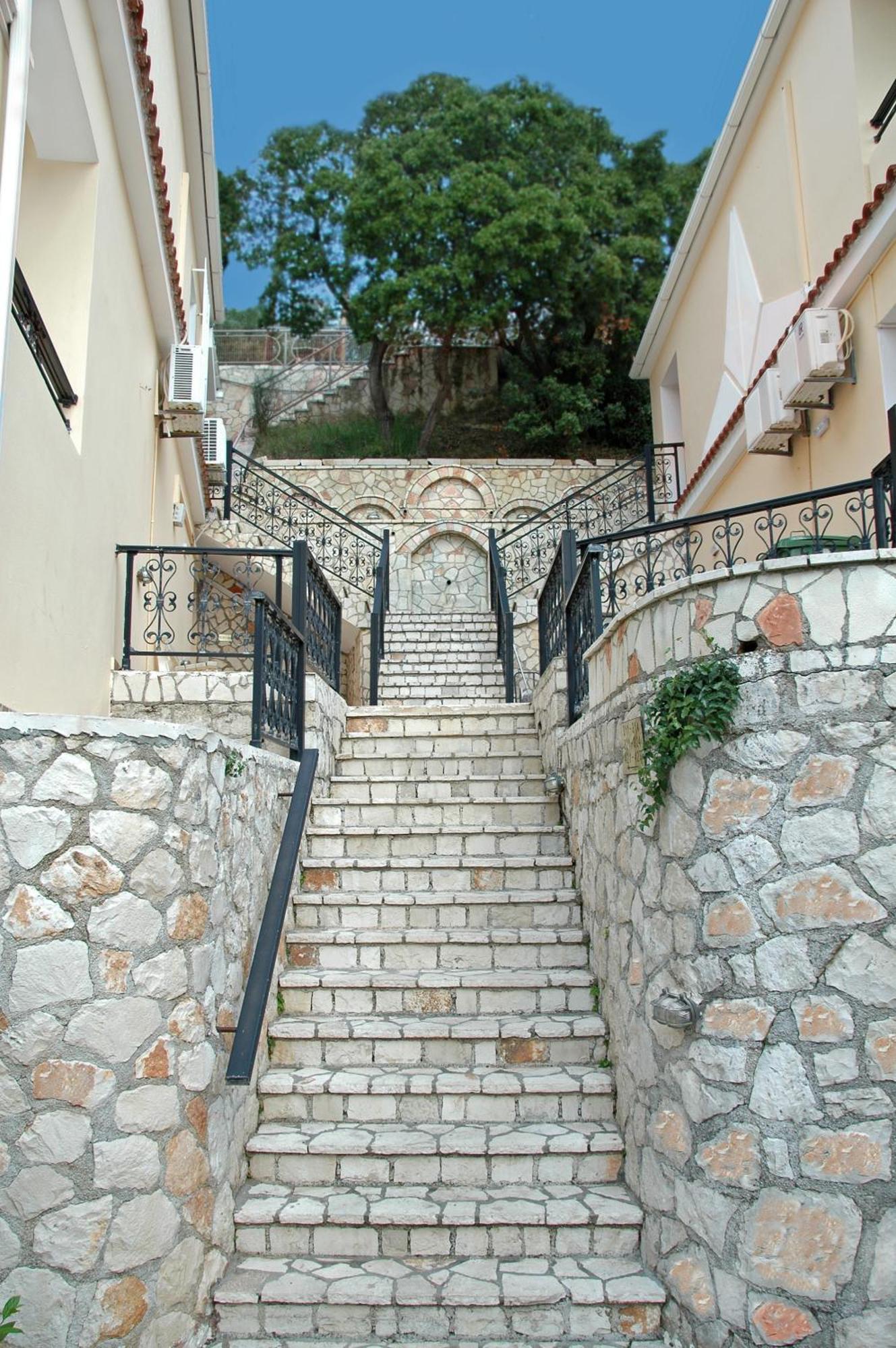 מלון דירות Zante Palace