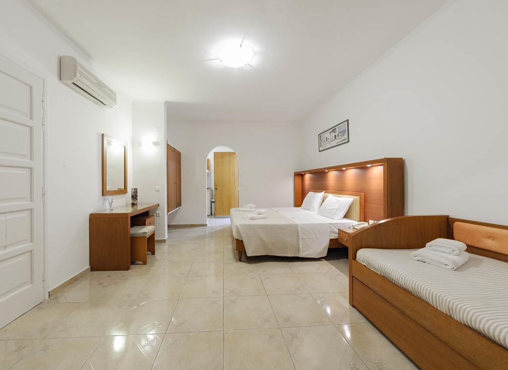 מלון דירות Zante Palace טסיליבי
